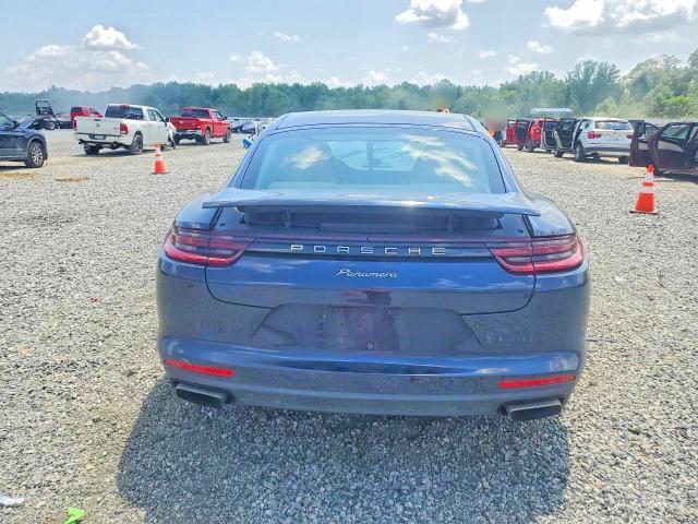 59539486 :رقم المزاد ، WP0AA2A77JL112397 vin ، 2018 Porsche Panamera مزاد بيع