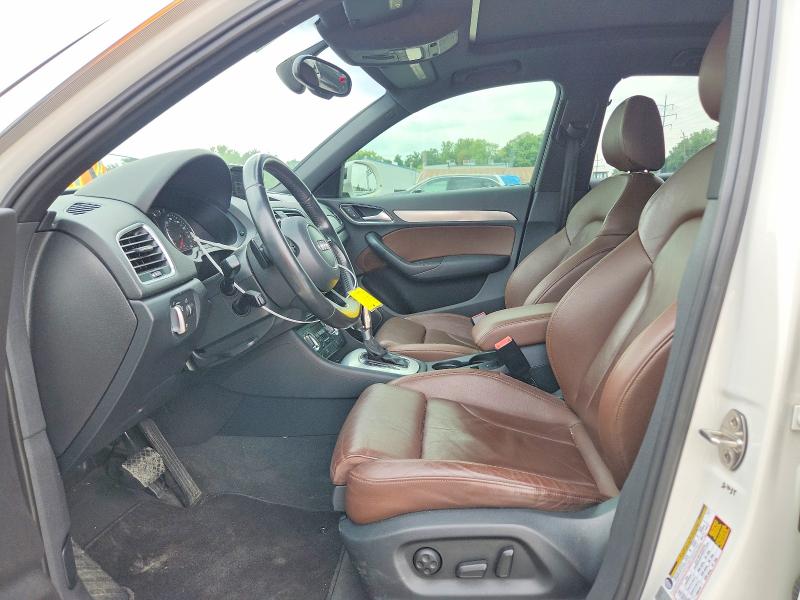 Продажа на аукционе авто 2015 Audi Q3, vin: WA1GFCFS2FR008977, номер лота: 61877366