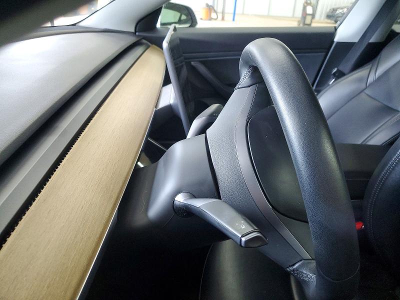 Продажа на аукционе авто 2019 Tesla Model 3, vin: 5YJ3E1EB2KF469237, номер лота: 61833876