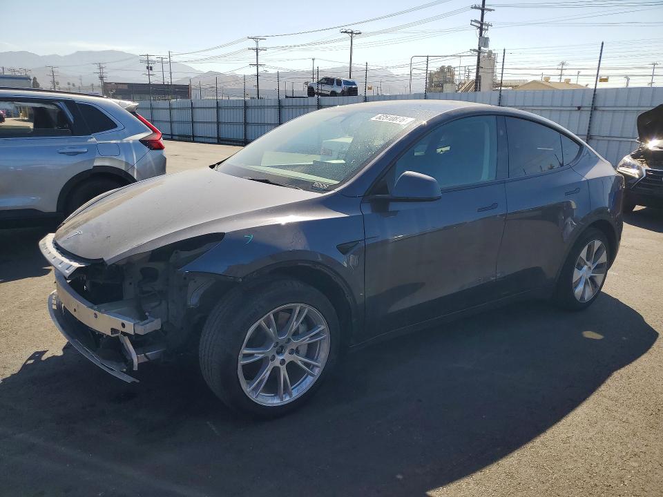 Продажа на аукционе авто 2023 Tesla Model Y, vin: 7SAYGDEEXPF924213, номер лота: 62510876