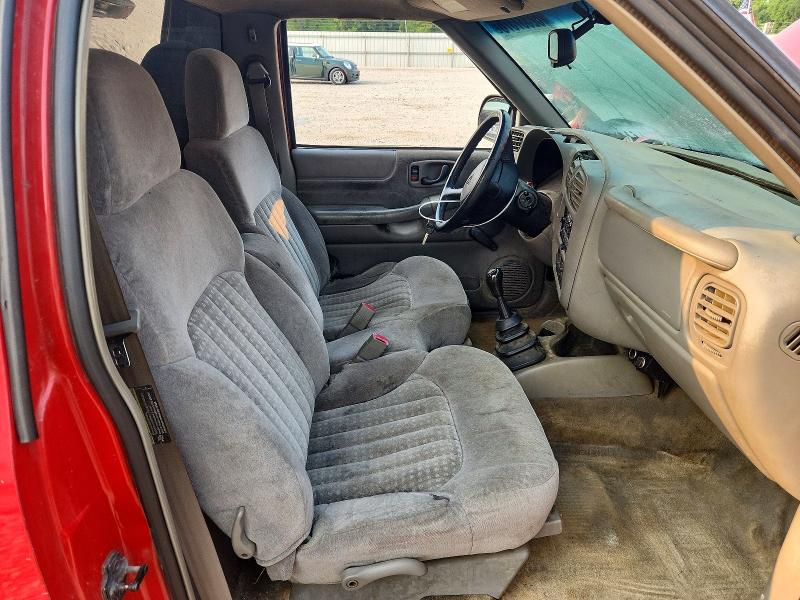 62337376 :رقم المزاد ، 1GCCS145428100352 vin ، 2002 Chevrolet S Truck مزاد بيع