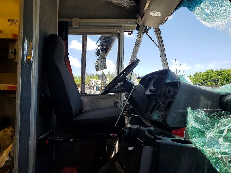 Продаж на аукціоні авто 2020 Freightliner Mt45 Chassis, vin: 4UZAAPFD8LCMC6579, номер лоту: 51974516