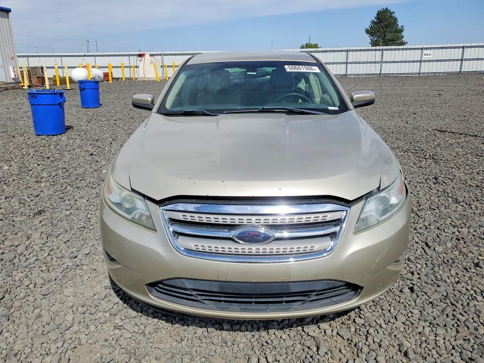 2010 Ford Taurus მანქანა იყიდება აუქციონზე, vin: 1FAHP2EW2AG152335, აუქციონის ნომერი: 60601986