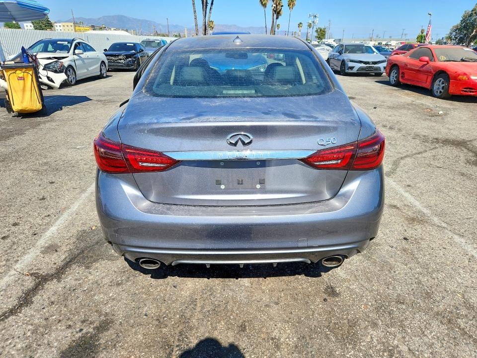 61433206 :رقم المزاد ، JN1EV7AP3LM208577 vin ، 2020 Infiniti Q50 مزاد بيع