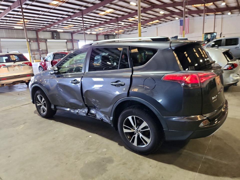 Продаж на аукціоні авто 2017 Toyota Rav4, vin: JTMWFREV1HJ140162, номер лоту: 61247846