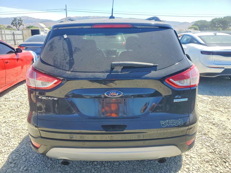 85627875 :رقم المزاد ، 1FMCU0GX1GUB67017 vin ، 2016 Ford Escape مزاد بيع