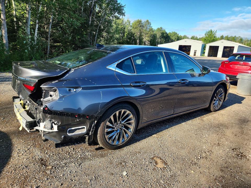 61196976 :رقم المزاد ، 58AFZ1B15RU162115 vin ، 2024 Lexus Es مزاد بيع