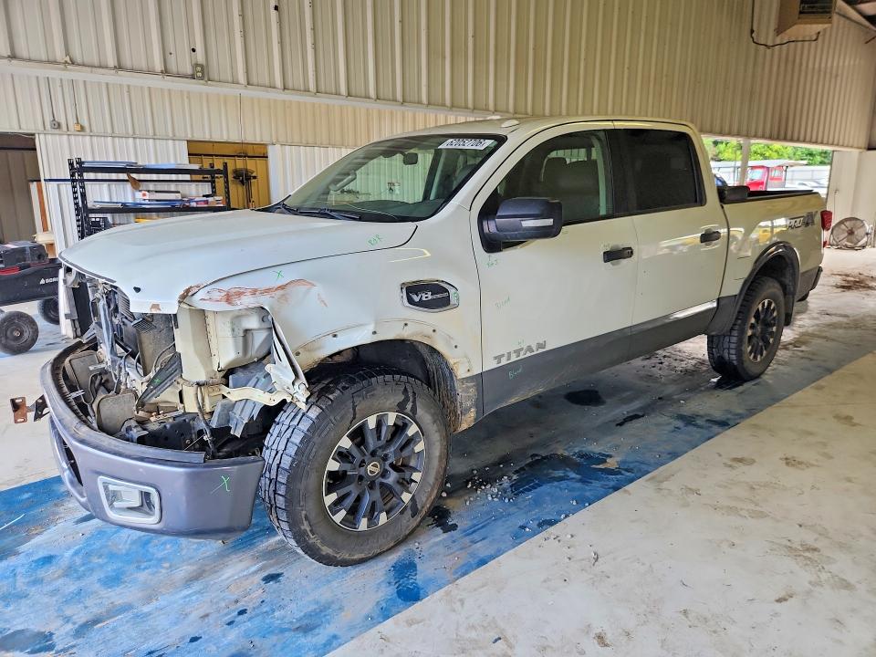 62052706 :رقم المزاد ، 1N6AA1E53HN549246 vin ، 2017 Nissan Titan مزاد بيع