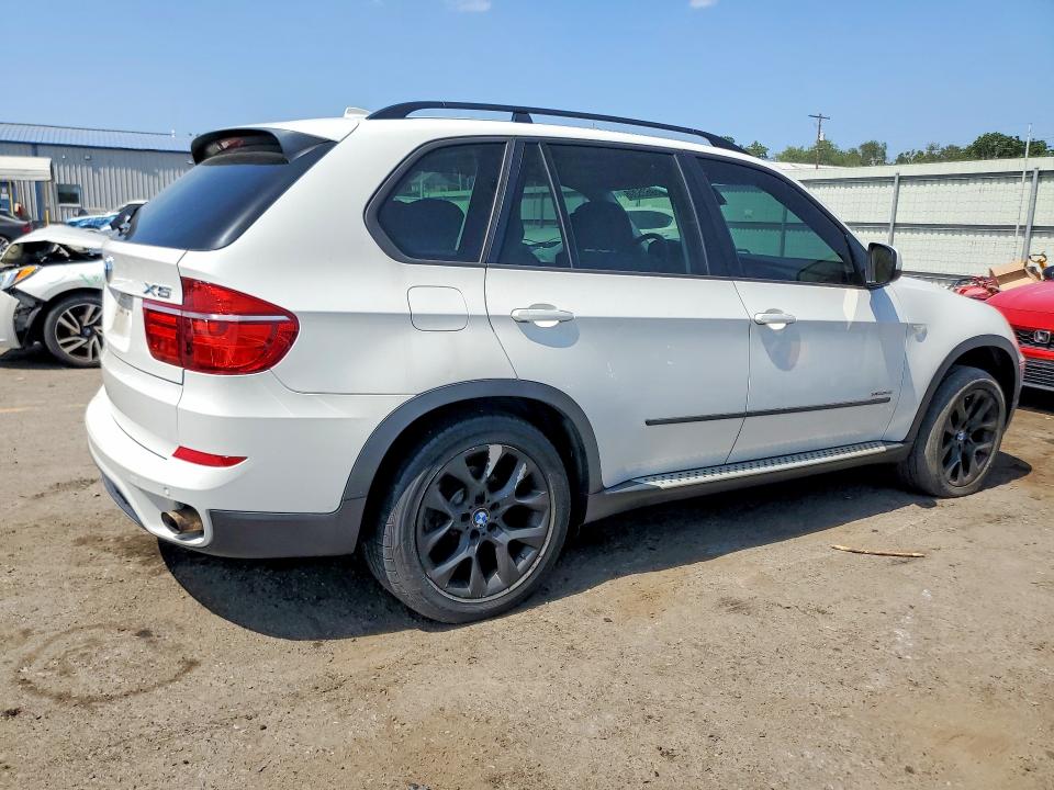 59625206 :رقم المزاد ، 5UXZV4C56BLL58081 vin ، 2011 Bmw X5 مزاد بيع