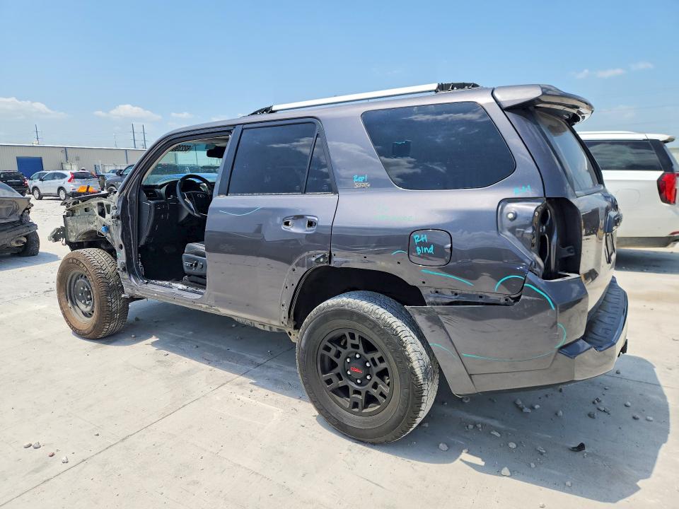 2022 Toyota 4runner მანქანა იყიდება აუქციონზე, vin: JTENU5JR9N5986302, აუქციონის ნომერი: 62239036