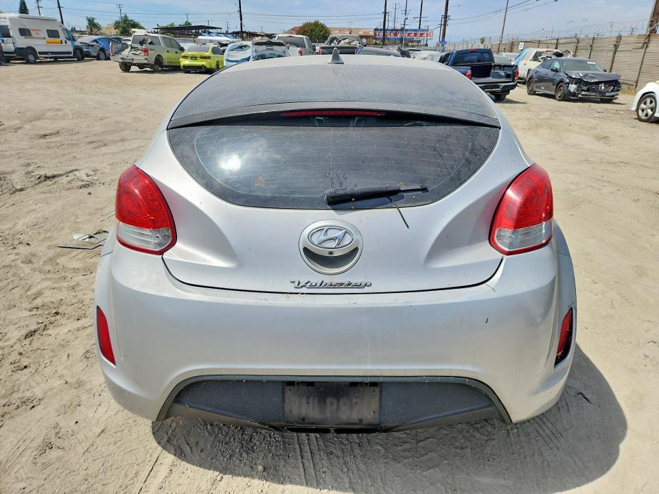 2015 Hyundai Veloster მანქანა იყიდება აუქციონზე, vin: KMHTC6AD3FU239306, აუქციონის ნომერი: 61662996