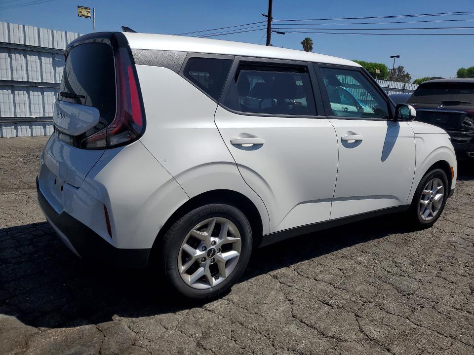 63024766 :رقم المزاد ، KNDJ23AU1P7888812 vin ، 2023 Kia Soul مزاد بيع