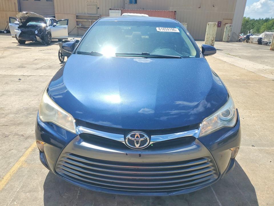 Продажа на аукционе авто 2015 Toyota Camry, vin: 4T4BF1FK7FR478991, номер лота: 61859196