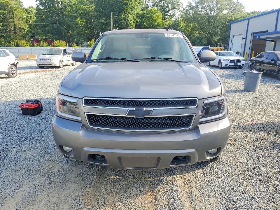 2009 Chevrolet Tahoe მანქანა იყიდება აუქციონზე, vin: 1GNFK23019R173649, აუქციონის ნომერი: 61739786