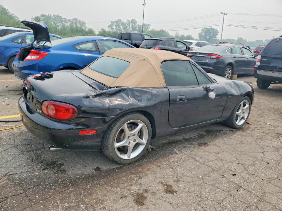 Продаж на аукціоні авто 2001 Mazda Mx-5 Miata, vin: JM1NB353510214617, номер лоту: 61377816