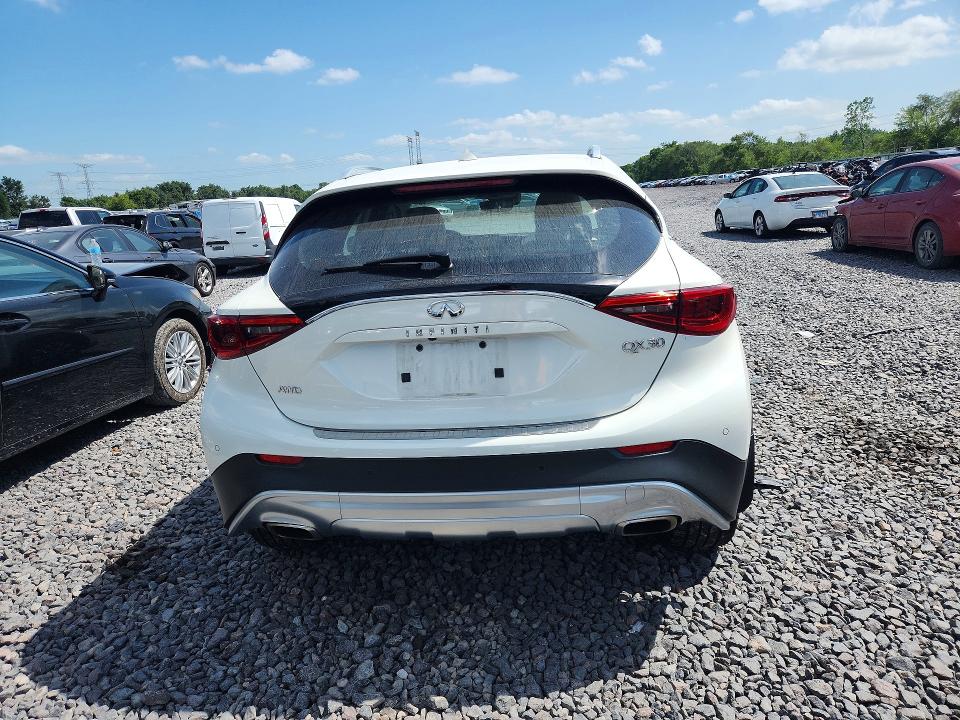 59361446 :رقم المزاد ، SJKCH5CR3JA052468 vin ، 2018 Infiniti Qx30 مزاد بيع