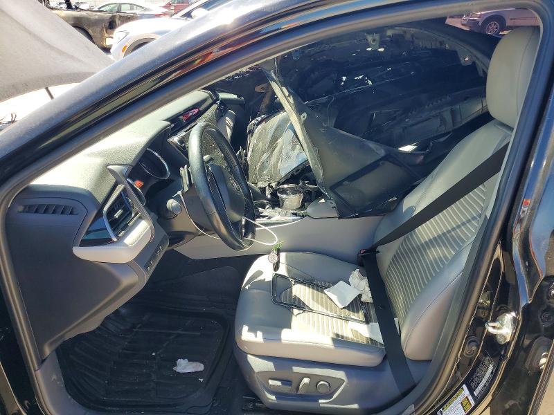 60828776 :رقم المزاد ، 4T1B21HK7KU520217 vin ، 2019 Toyota Camry Hybrid مزاد بيع