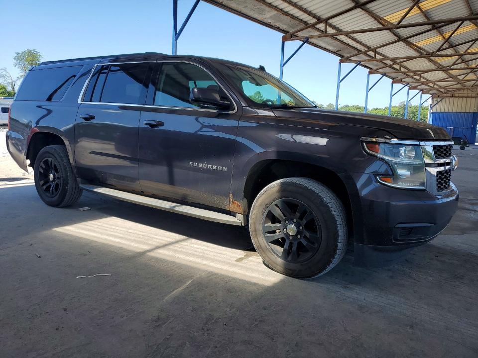 2015 Chevrolet Suburban მანქანა იყიდება აუქციონზე, vin: 1GNSKJKC8FR222281, აუქციონის ნომერი: 62017906