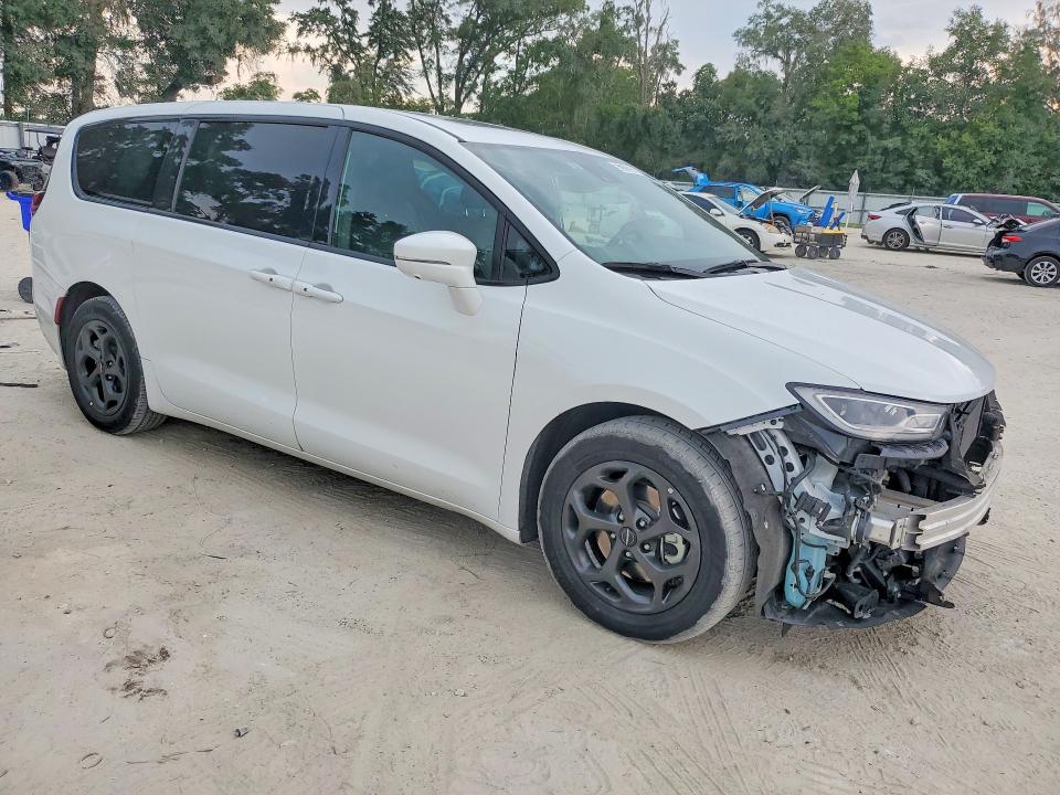 2022 Chrysler Pacifica მანქანა იყიდება აუქციონზე, vin: 2C4RC1S73NR187245, აუქციონის ნომერი: 62573256