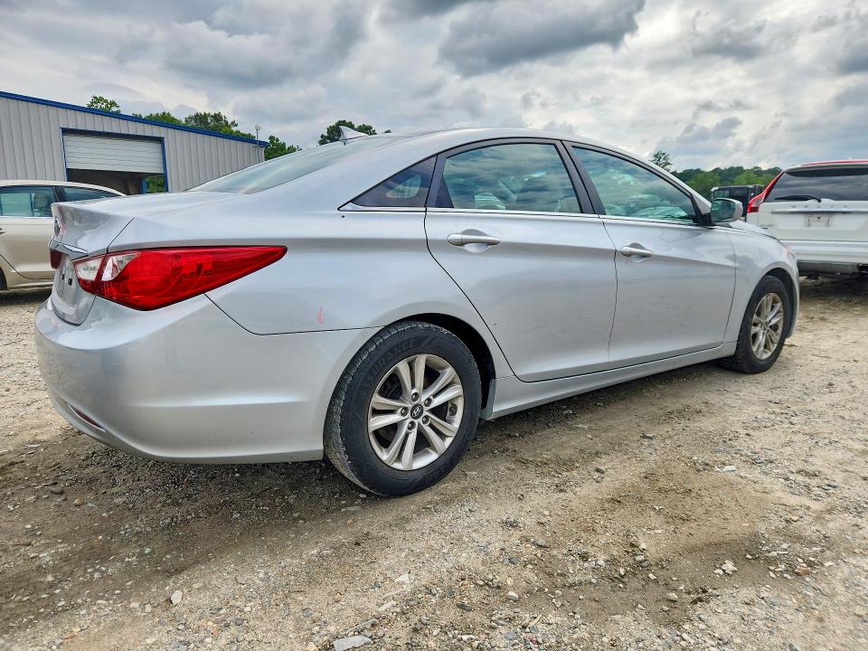 2013 Hyundai Sonata მანქანა იყიდება აუქციონზე, vin: 5NPEB4AC9DH697659, აუქციონის ნომერი: 62454906
