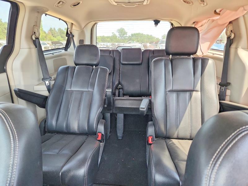 2011 Chrysler Town & Country მანქანა იყიდება აუქციონზე, vin: 2A4RR8DG8BR716554, აუქციონის ნომერი: 61361086