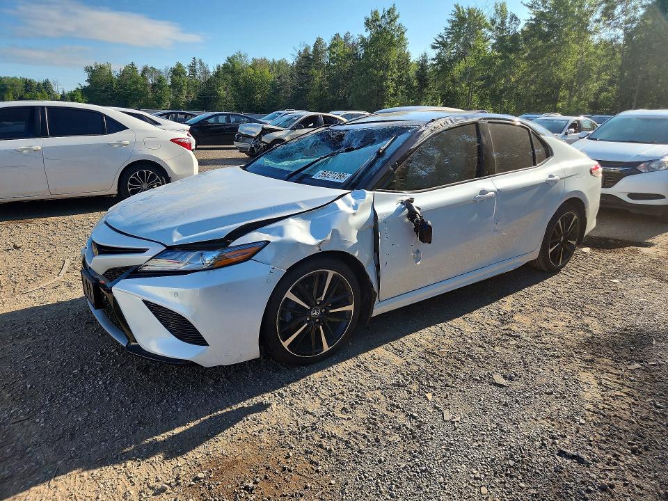 2018 Toyota Camry მანქანა იყიდება აუქციონზე, vin: 4T1B61HK4JU126581, აუქციონის ნომერი: 59321266