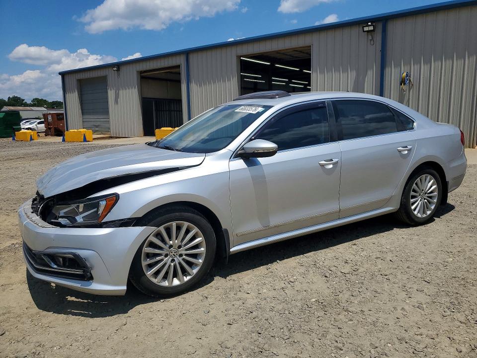 60033576 :رقم المزاد ، 1VWBT7A38GC054234 vin ، 2016 Volkswagen Passat مزاد بيع
