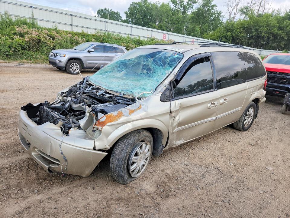 61664296 :رقم المزاد ، 2C4GP54L45R526219 vin ، 2005 Chrysler Town & Country مزاد بيع