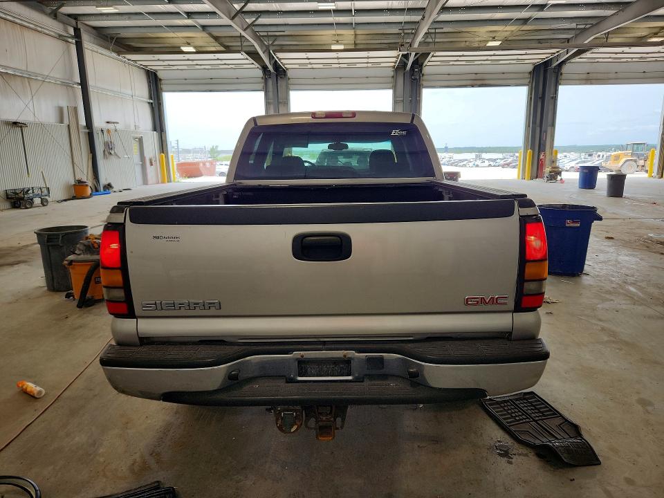 Продажа на аукционе авто 2005 Gmc New Sierra, vin: 2GTEK13T251212308, номер лота: 59719976