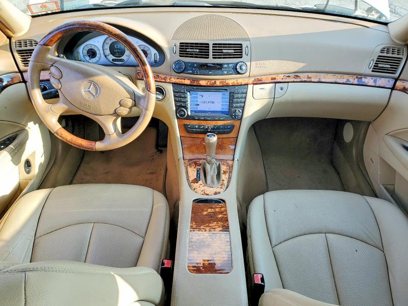 2008 Mercedes-benz E მანქანა იყიდება აუქციონზე, vin: WDBUF87X68B292415, აუქციონის ნომერი: 62261016