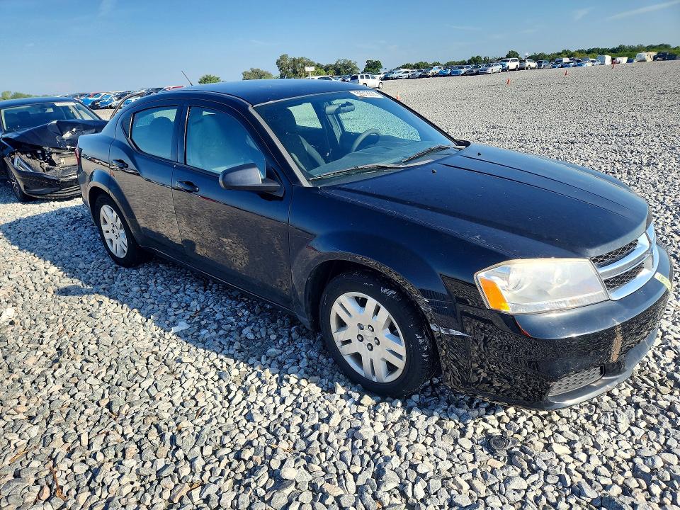 59318696 :رقم المزاد ، 1B3BD4FBXBN578594 vin ، 2011 Dodge Avenger مزاد بيع