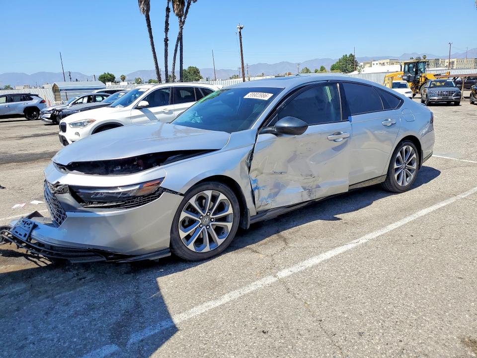 59903986 :رقم المزاد ، 1HGCY2F78RA045069 vin ، 2024 Honda Accord مزاد بيع