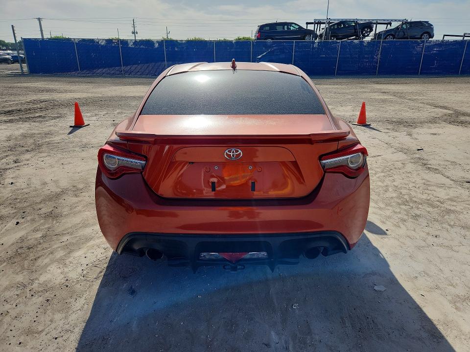 Продажа на аукционе авто 2017 Toyota 86, vin: JF1ZNAA19H8705467, номер лота: 61680386