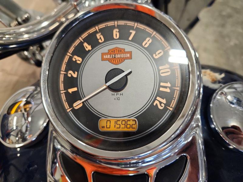61715416 :رقم المزاد ، 1HD1BWV10CB045465 vin ، 2012 Harley-davidson Flstc مزاد بيع