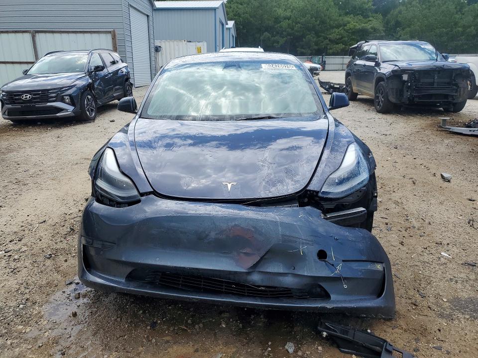 Продажа на аукционе авто 2022 Tesla Model 3, vin: 5YJ3E1EA4NF370298, номер лота: 62428026