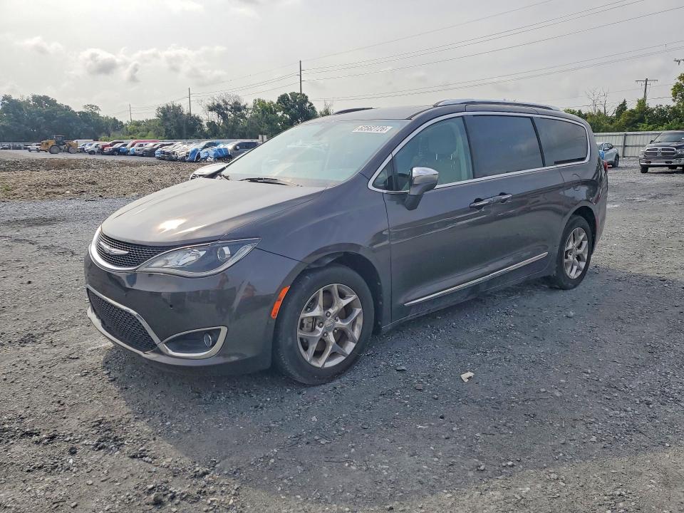 2017 Chrysler Pacifica მანქანა იყიდება აუქციონზე, vin: 2C4RC1GG4HR797782, აუქციონის ნომერი: 62562726