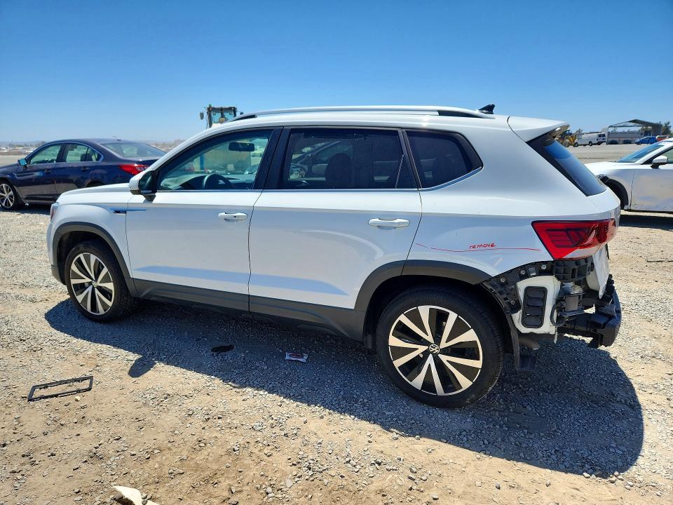 Продажа на аукционе авто 2022 Volkswagen Taos, vin: 3VVRX7B25NM022978, номер лота: 60086636