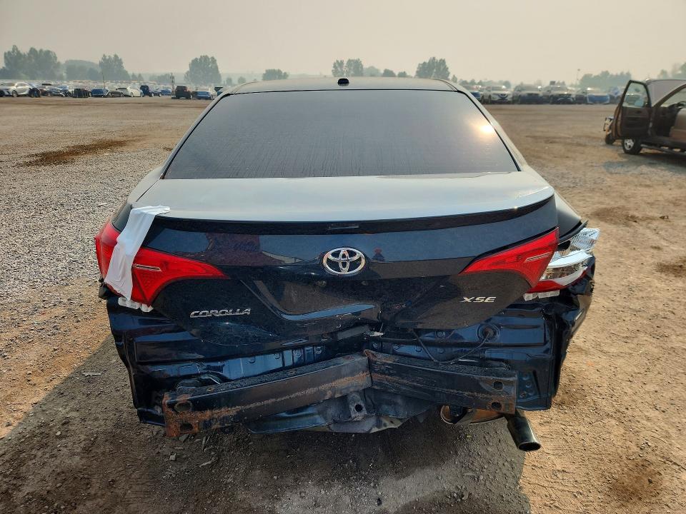 2018 Toyota Corolla მანქანა იყიდება აუქციონზე, vin: 2T1BURHE1JC036403, აუქციონის ნომერი: 61285586