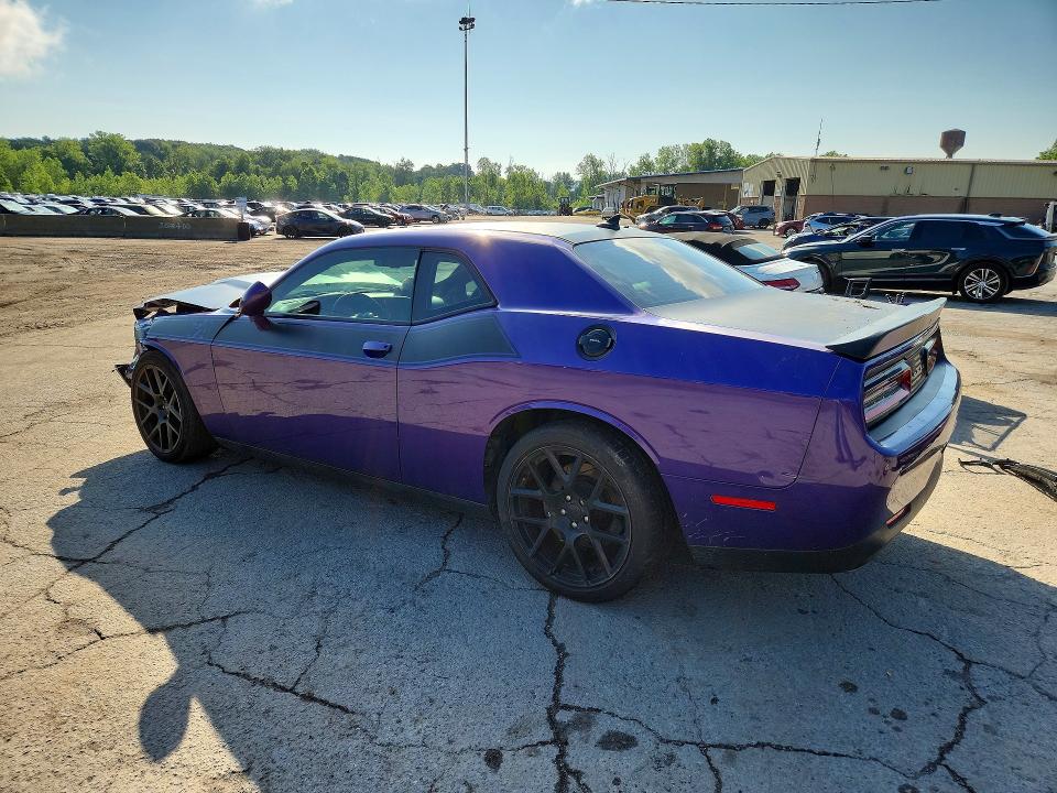 60275816 :رقم المزاد ، 2C3CDZBT7JH287982 vin ، 2018 Dodge Challenger مزاد بيع