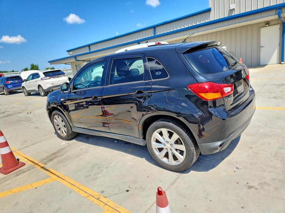 63353536 :رقم المزاد ، 4A4AP3AUXFE011997 vin ، 2015 Mitsubishi Outlander Sport مزاد بيع