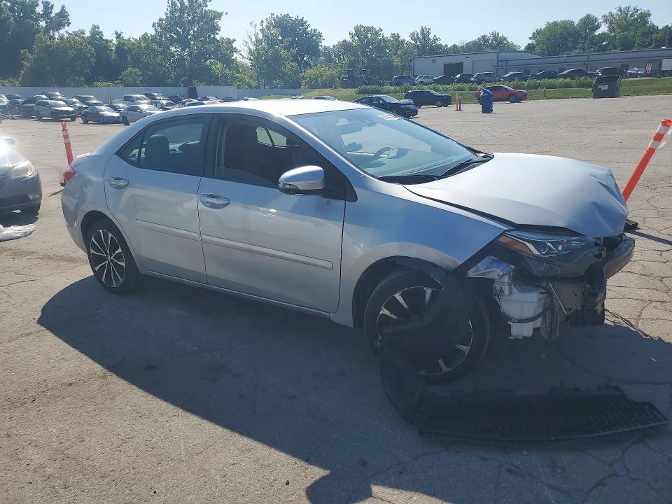 Продаж на аукціоні авто 2018 Toyota Corolla, vin: 5YFBURHE8JP793850, номер лоту: 61494056