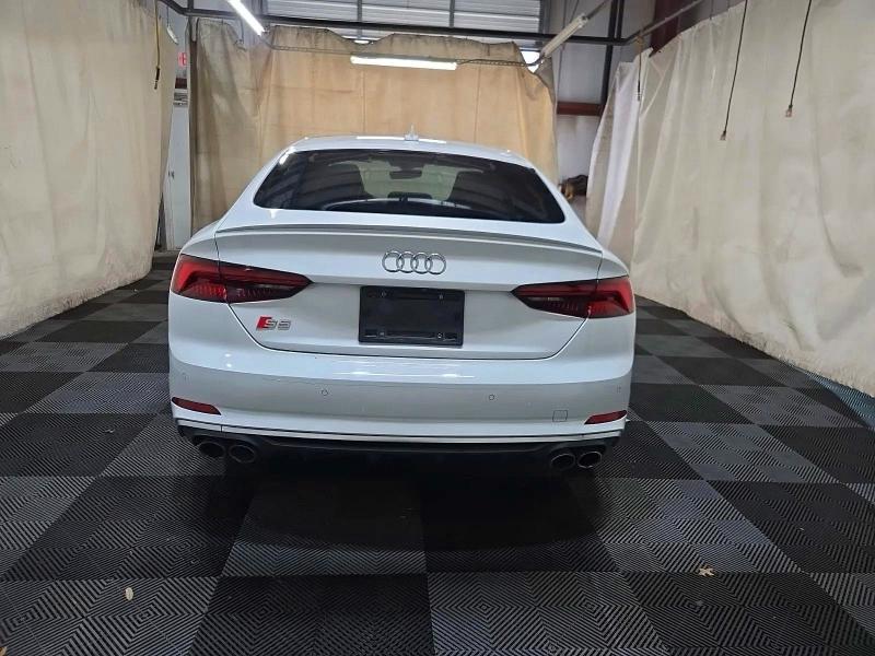 63371206 :رقم المزاد ، WAUC4CF52JA039705 vin ، 2018 Audi S5 مزاد بيع