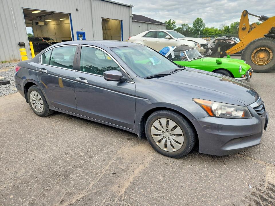 2012 Honda Accord მანქანა იყიდება აუქციონზე, vin: 1HGCP2F37CA017559, აუქციონის ნომერი: 61936056