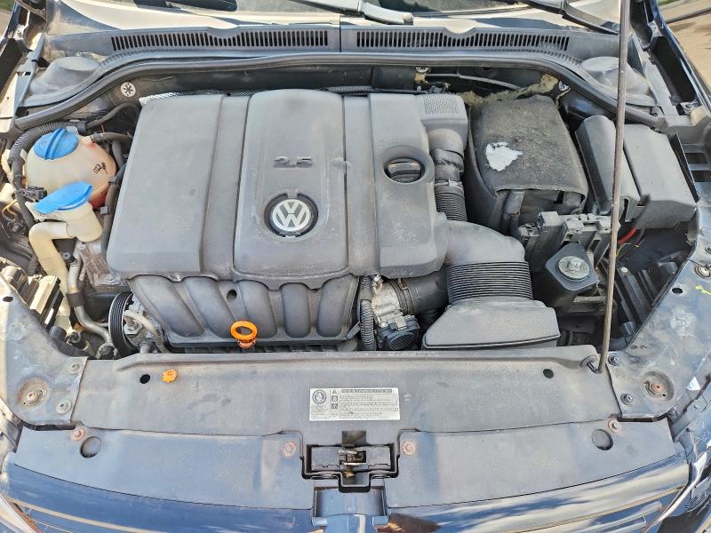 62054296 :رقم المزاد ، 3VWLZ7AJXBM348873 vin ، 2011 Volkswagen Jetta مزاد بيع