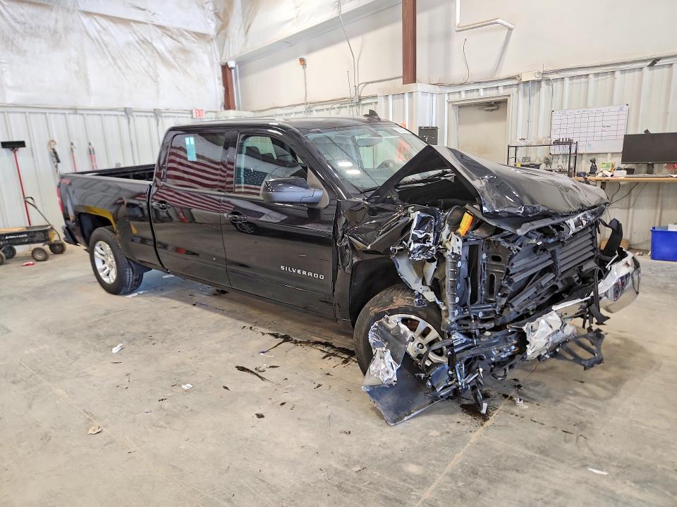2018 Chevrolet Silverado მანქანა იყიდება აუქციონზე, vin: 3GCUKREC8JG431069, აუქციონის ნომერი: 62356746
