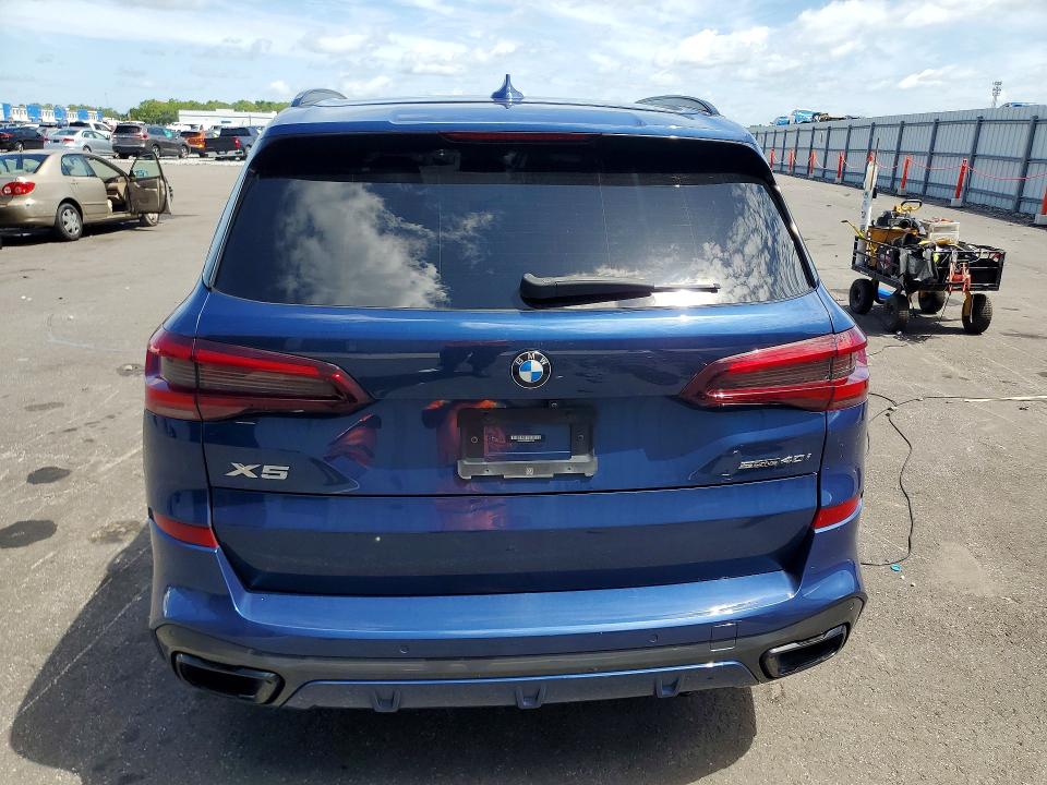 61124936 :رقم المزاد ، 5UXCR4C09N9J25165 vin ، 2022 Bmw X5 مزاد بيع