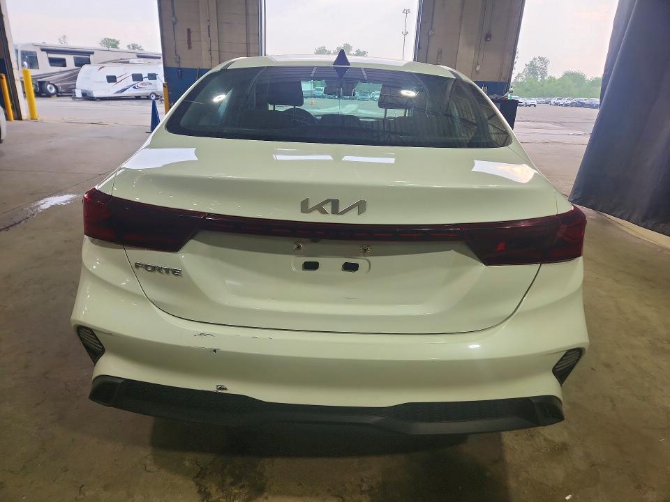61890106 :رقم المزاد ، 3KPF24AD0RE771835 vin ، 2024 Kia Forte مزاد بيع