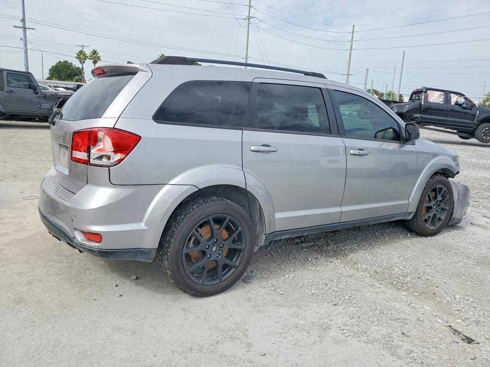 61127686 :رقم المزاد ، 3C4PDCBB2JT475141 vin ، 2018 Dodge Journey مزاد بيع