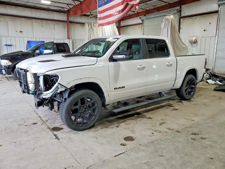 60040606 :رقم المزاد ، 1C6SRFJT5MN657564 vin ، 2021 Ram 1500 مزاد بيع