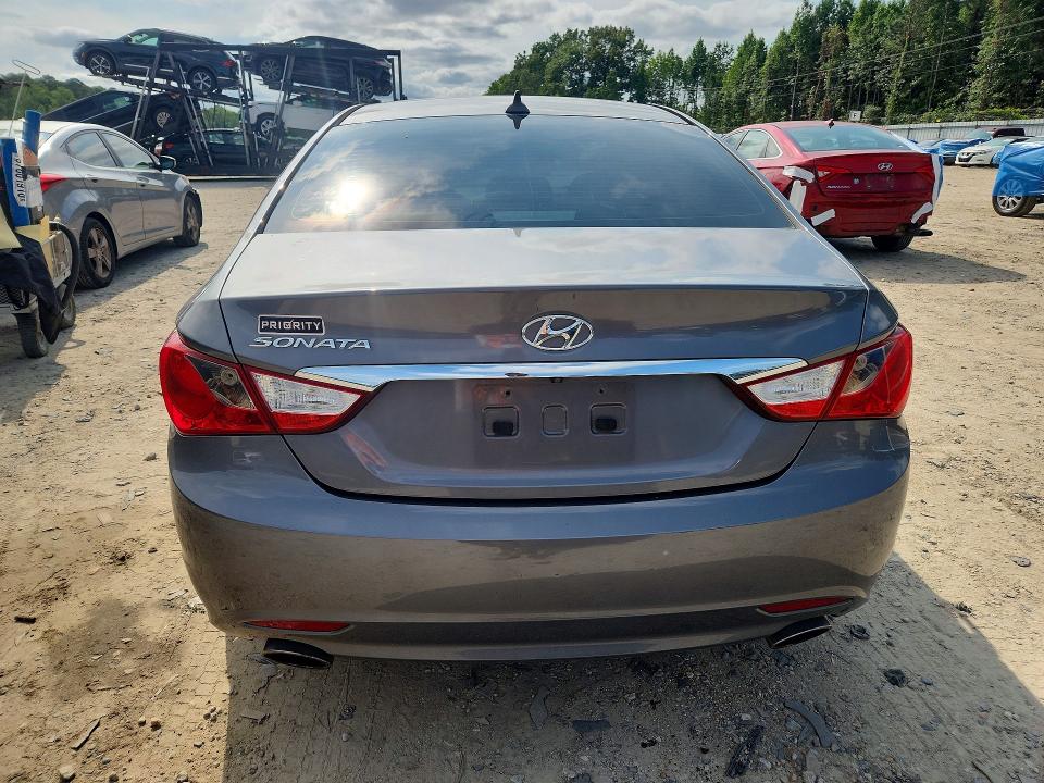 61664316 :رقم المزاد ، 5NPEC4AC2CH384271 vin ، 2012 Hyundai Sonata مزاد بيع